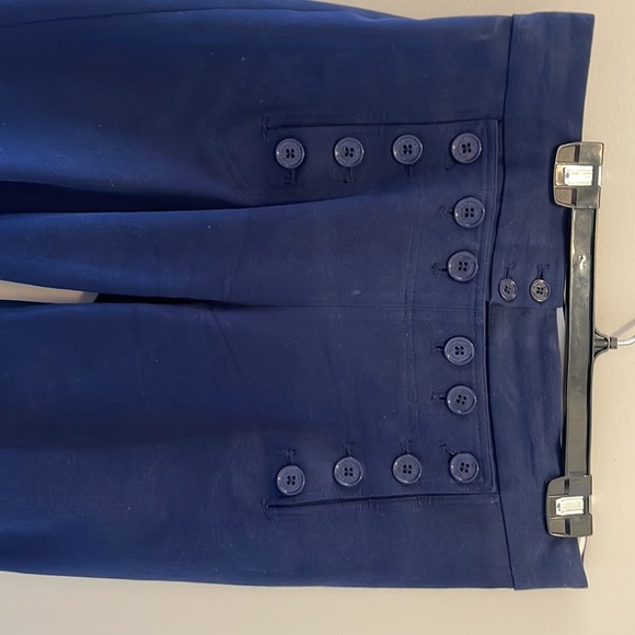 Capris / ankle pants - Picture 2 of 10